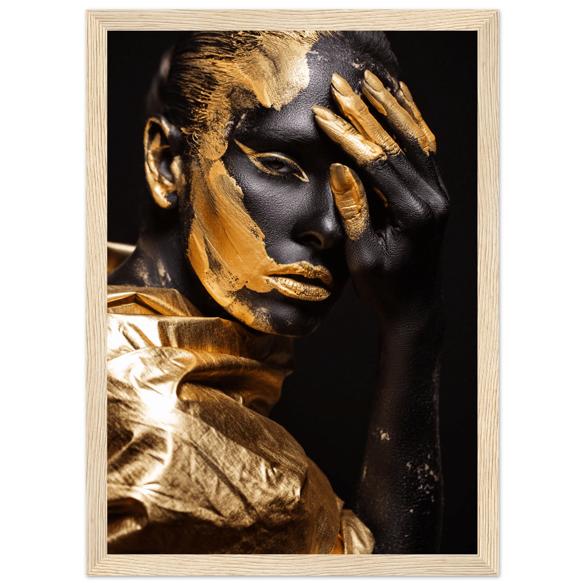 Eclipsed in gold - Poster - Arthena
